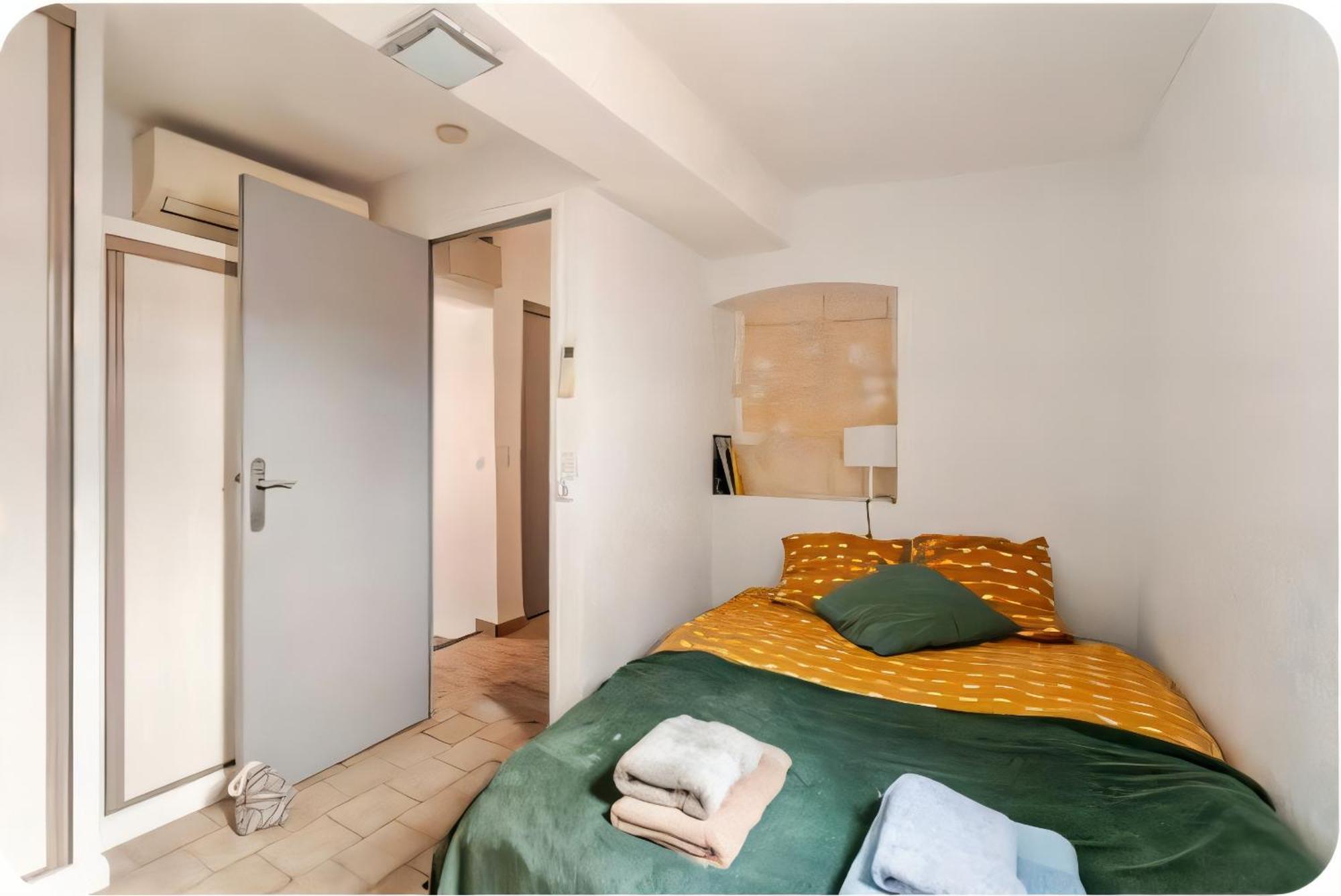 L'Appartement De La Roquette Centre Historique Арл Екстериор снимка